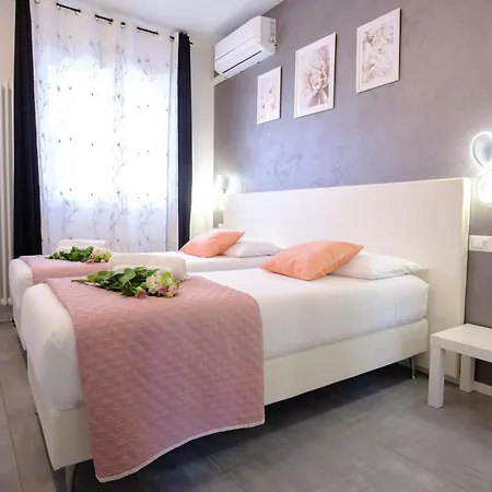 Residence La Torre Appartamento Flower Padoue Extérieur photo